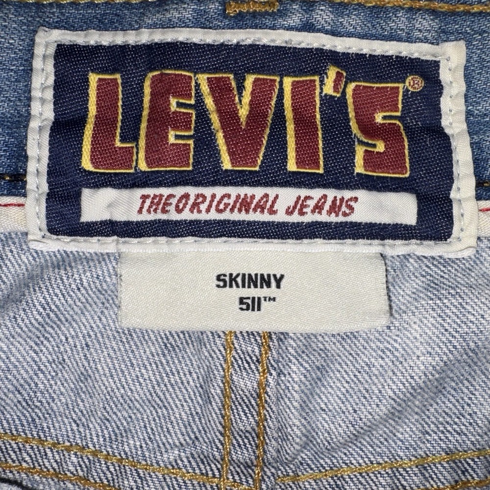 Y2K 2008 Levis 511 Skinny Cut Off Shorts Light Wash Distressed Jorts Size 34